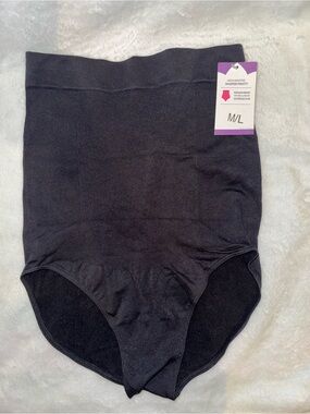 High-Waisted Shaper Panty in Black